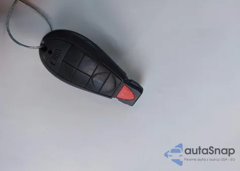 2011 Jeep Grand Cherokee Overland z USA, uszkodzony, nr VIN 1J4RR6GGXBC629974